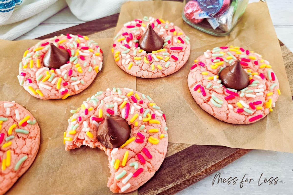 strawberry cookies with sprinkles and a hershey's kiss
