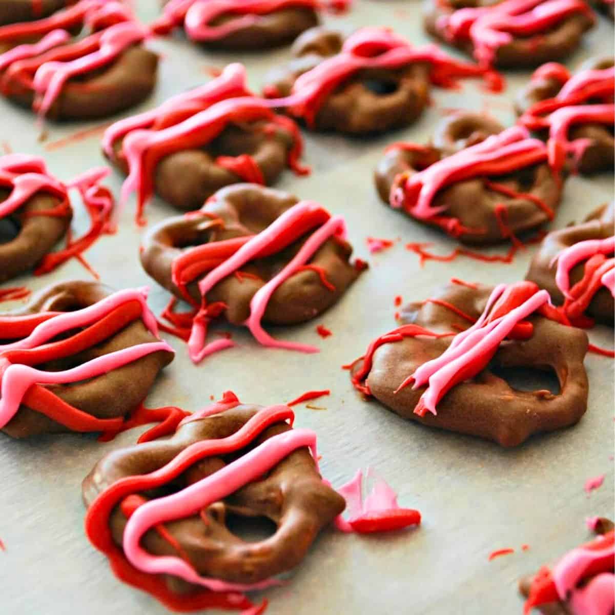 Valentine's Chocolate Covered Pretzels